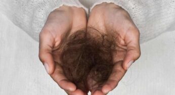 Non perdo più tanti capelli e il segreto non è un costoso integratore ma questo rimedio che mi ha dato mia nonna