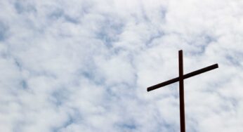 Chiesa di Santa Maria di Palmas, impossibile non notare il suo antico campanile a vela