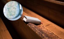 interno di una chiesa e mappa sardegna