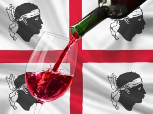 sfondo bandiera Sardegna e bottiglia vino rosso nel calice