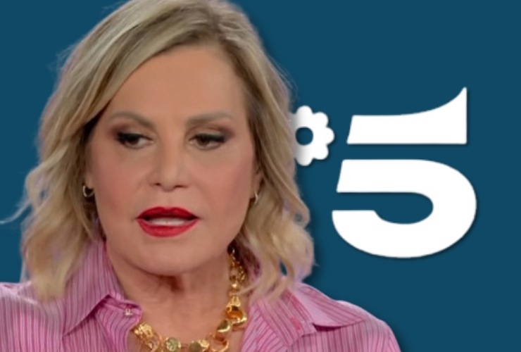 Simona Ventura e logo Canale 5