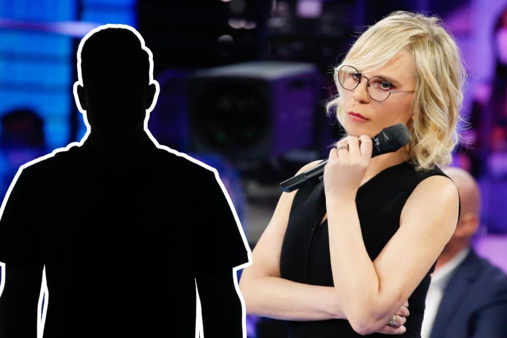 maria de filippi sagoma uomo