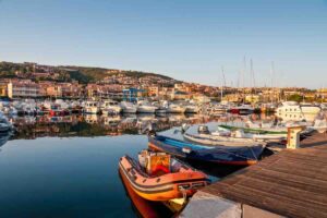 tramonto al porto in Sardegna