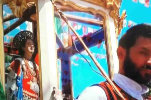 Statua di Sant'Efiso in processione