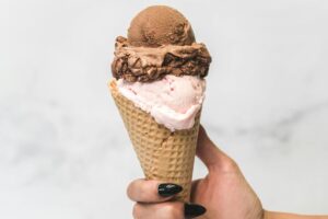 Cono con gelato artigianale
