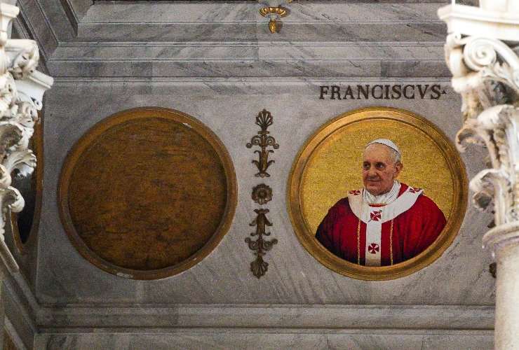 sepolcro papa francesco