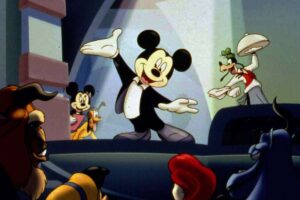 Topolino insieme ad alcuni personaggi Disney