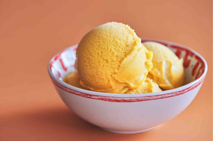 Gelato nella ciotola