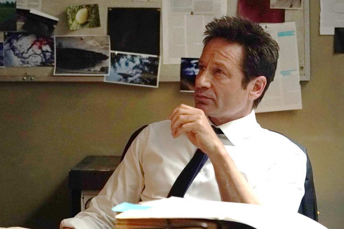 L'agente Mulder nel suo ufficio in X-Files