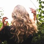 capelli lunghi biondi