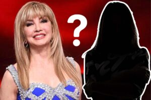 milly carlucci e sagoma nera con punto interrogativo