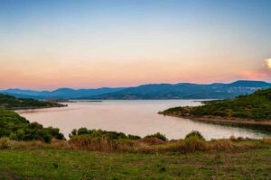 lago omodeo sardegna