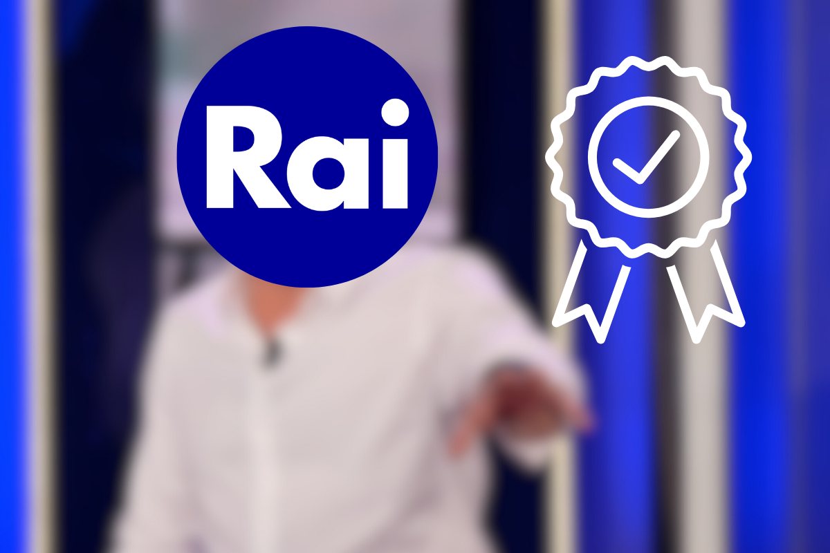 alberto matano nascosto da logo rai