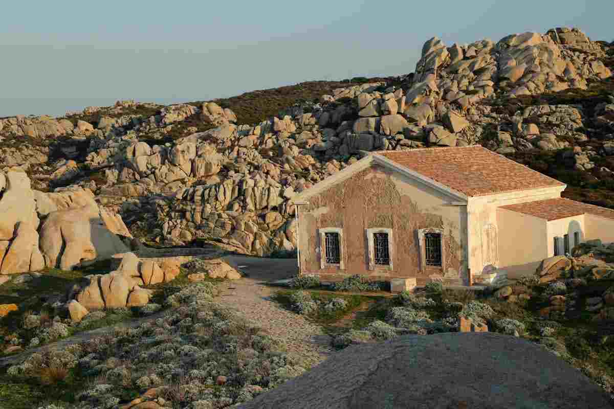 Casa rurale sarda tra le montagne