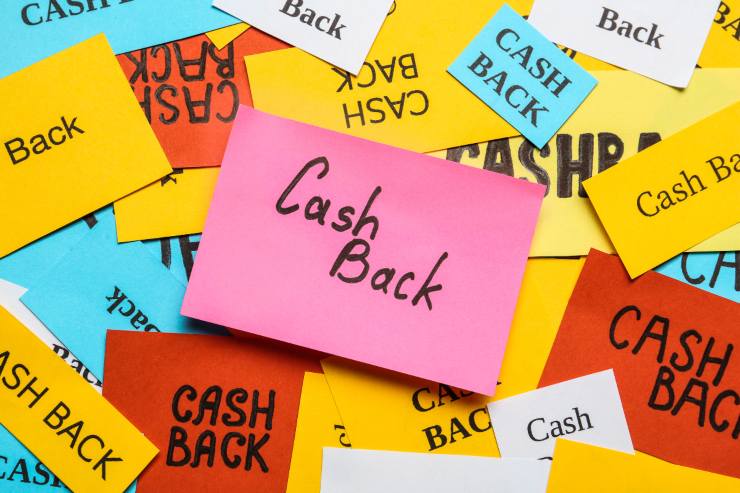 post it con la scritta cashback