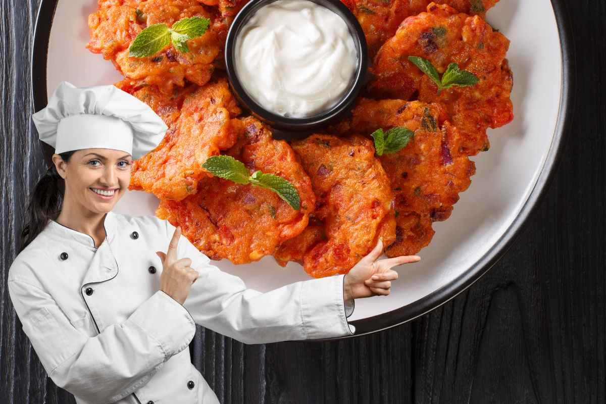 chef e piatto di domatokeftedes
